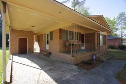 1172 Wisteria photo 4