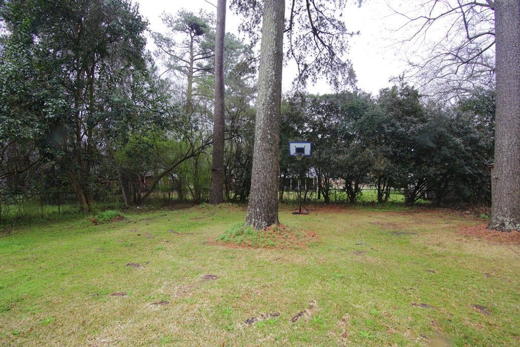 1172 Wisteria Photo 31