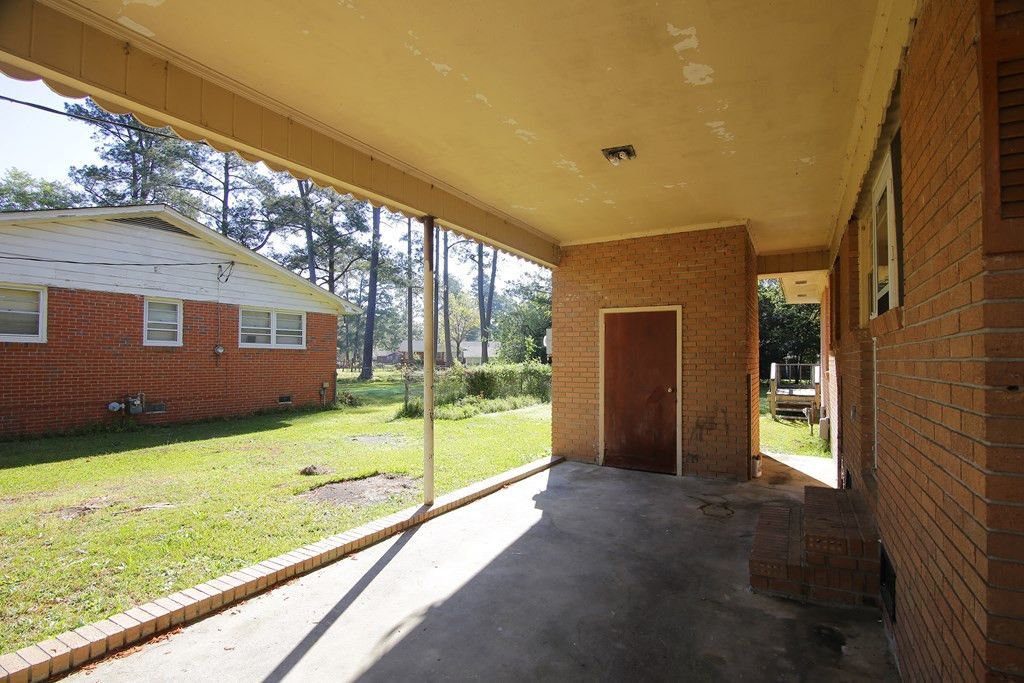 1172 Wisteria Photo 35