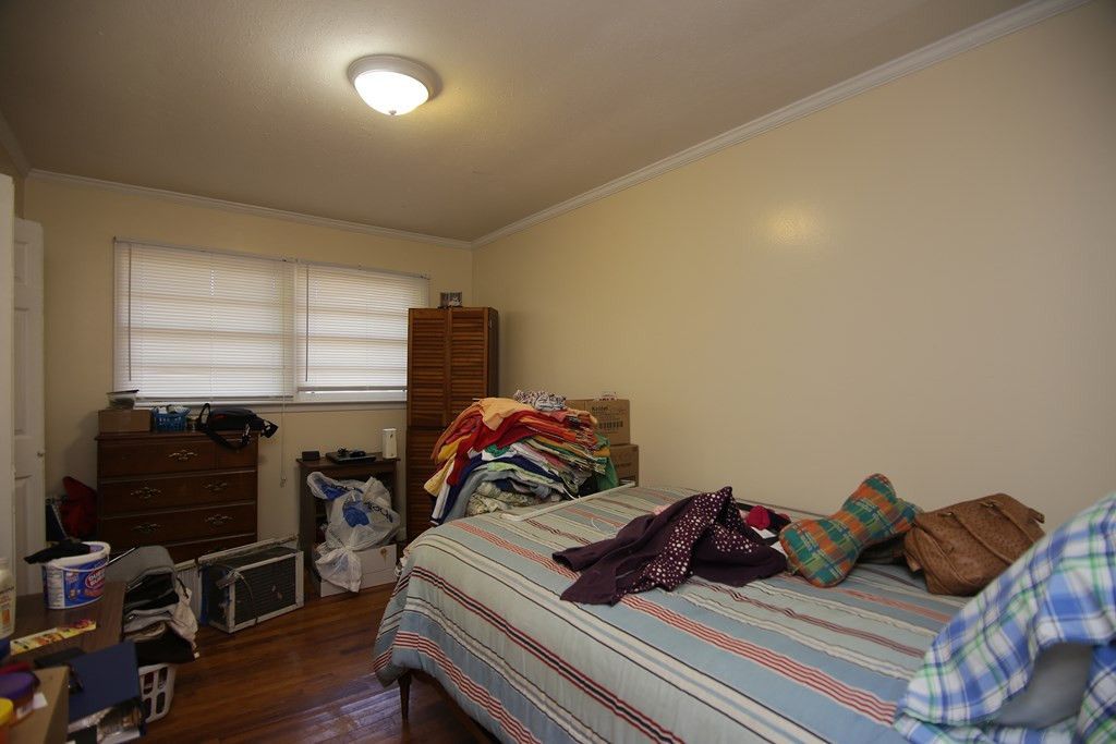 1172 Wisteria Photo 7