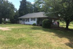 406 Pine Hill Road photo 4