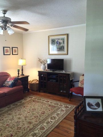 406 Pine Hill Road Photo 9