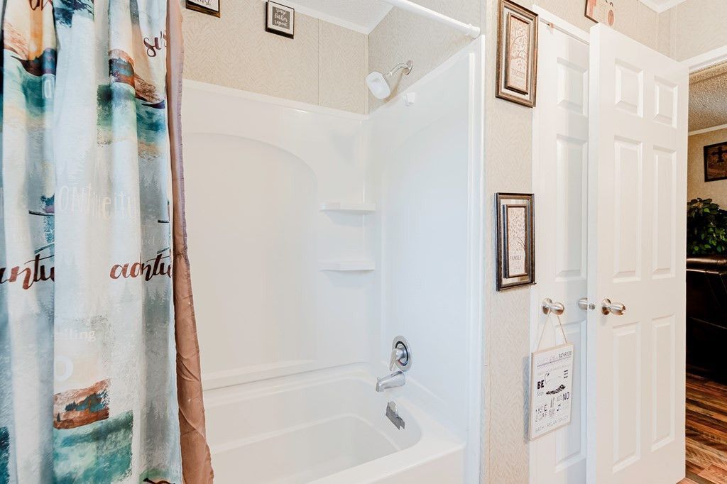 64 Northwood Photo 23