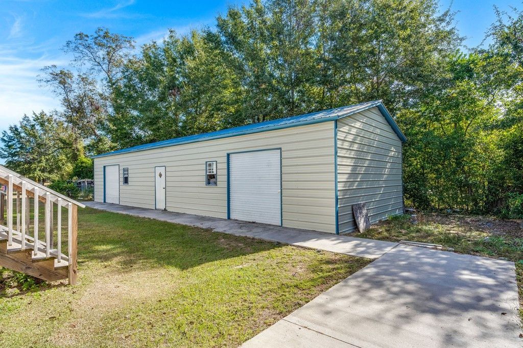 1254 Sawyer Photo 26