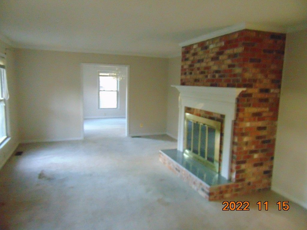 783 Patriots Way Photo 4