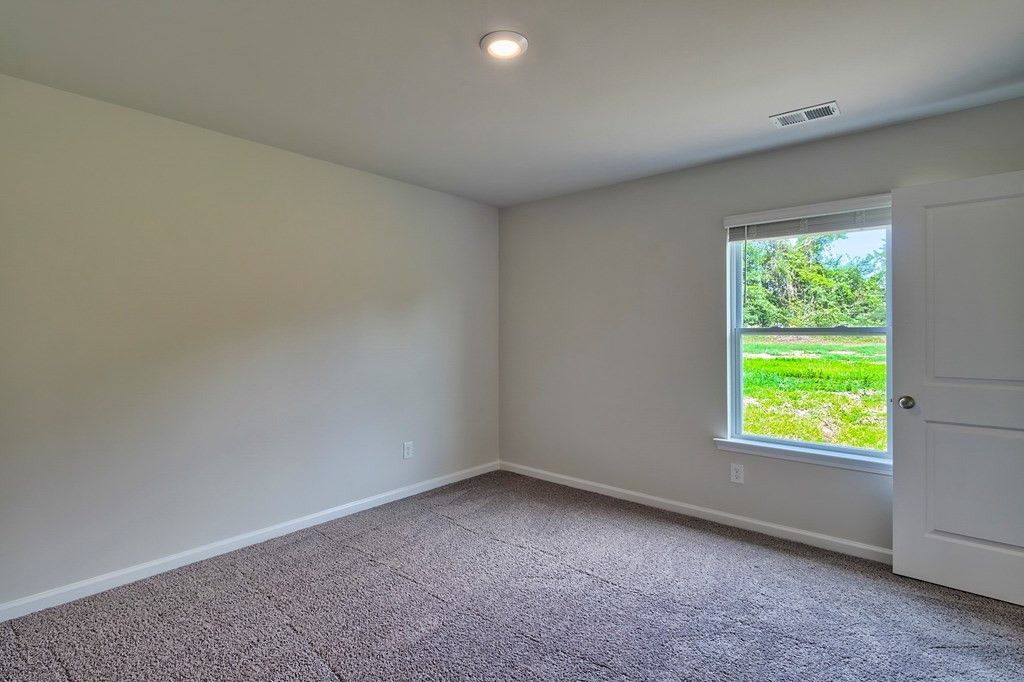 302 Silver Spur Way Photo 16