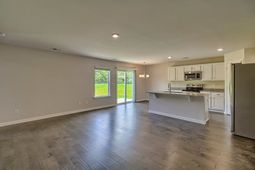 302 Silver Spur Way photo 4