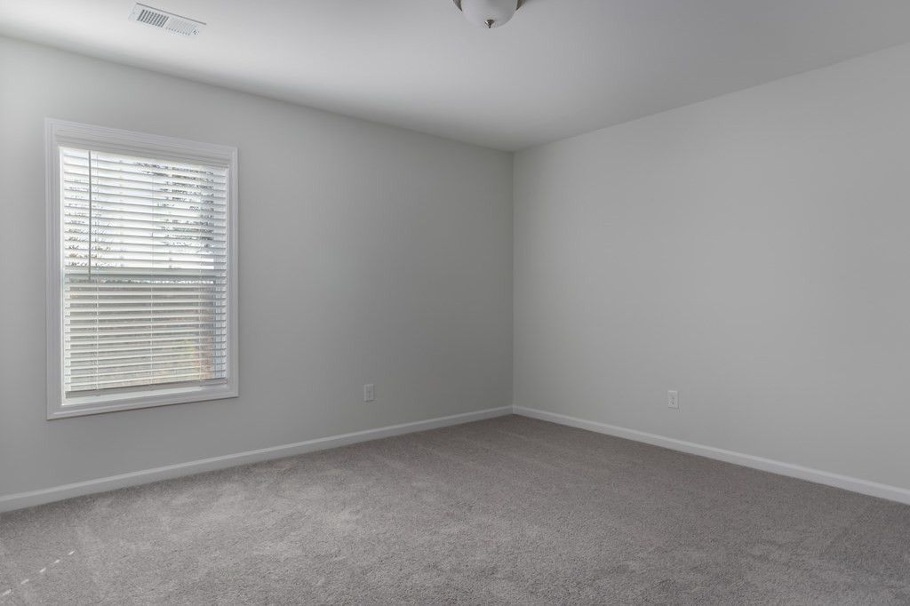 125 Tall Pines Road Photo 22