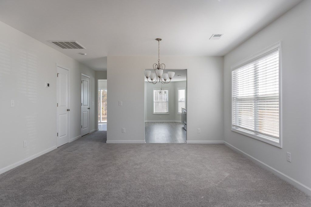 125 Tall Pines Road Photo 5