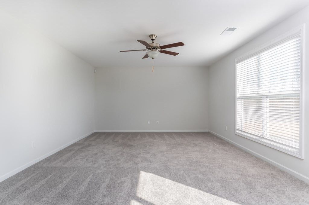 125 Tall Pines Road Photo 6