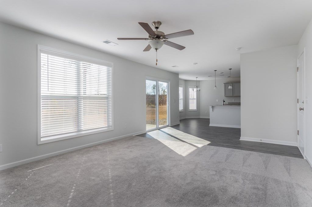 125 Tall Pines Road Photo 7