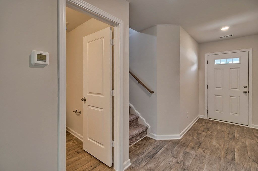 318 Silver Spur Way Photo 10