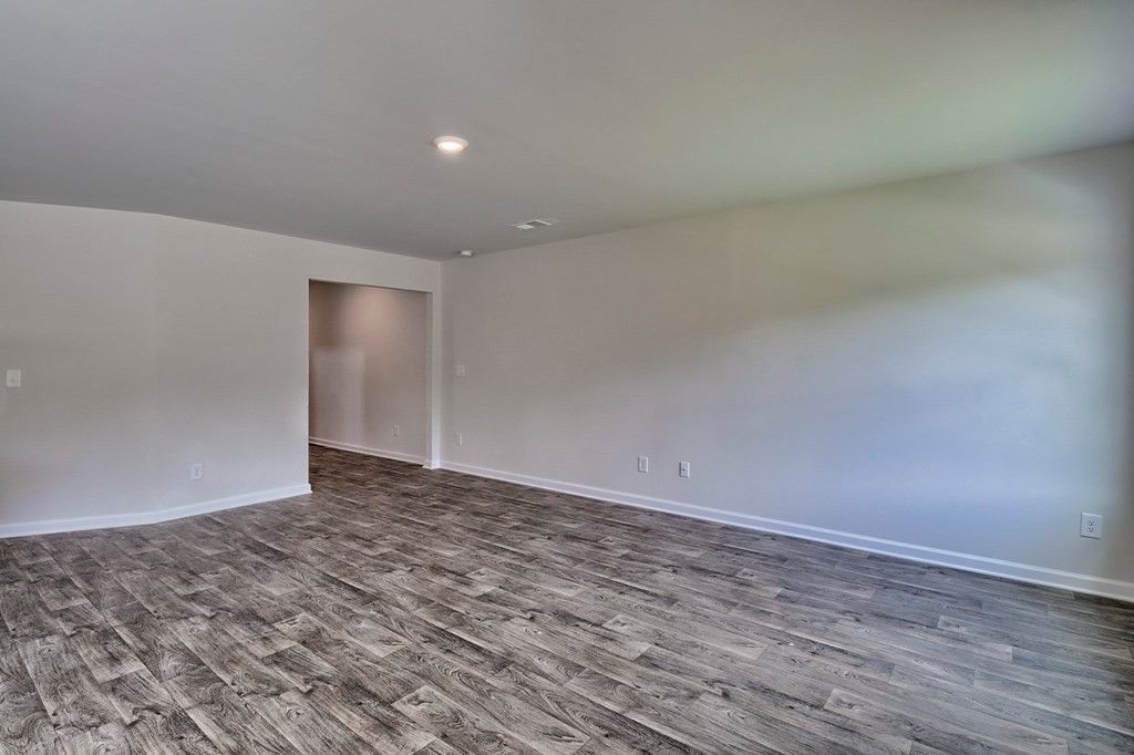 318 Silver Spur Way Photo 13