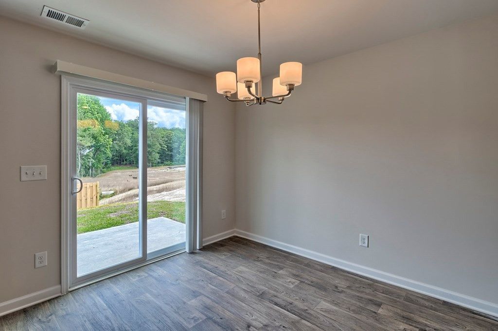 318 Silver Spur Way Photo 14