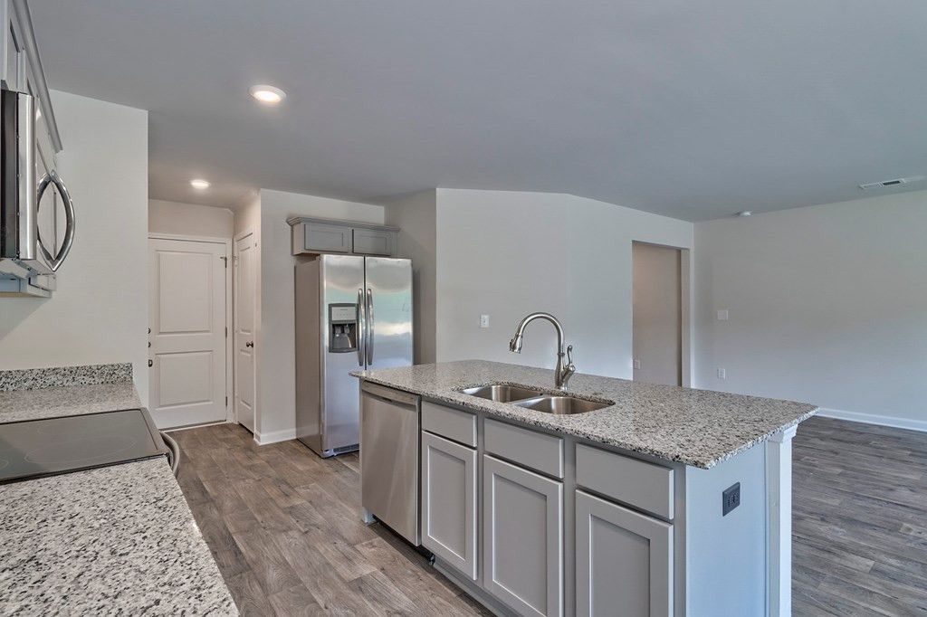 318 Silver Spur Way Photo 19