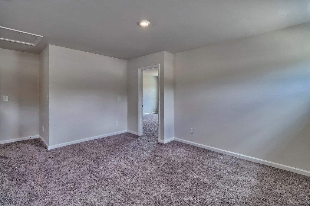 318 Silver Spur Way Photo 23