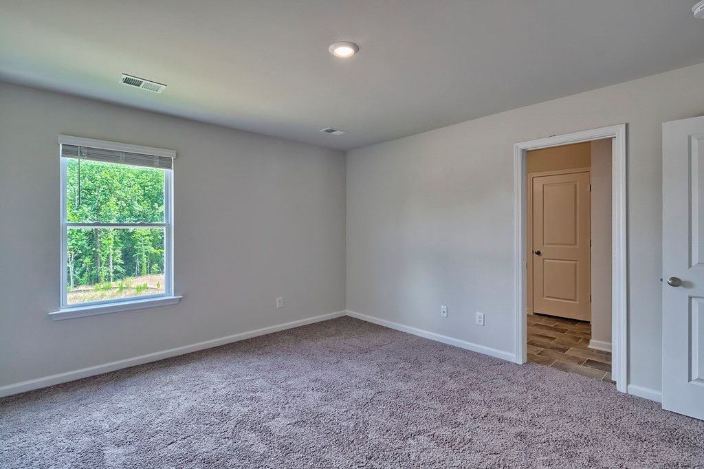 318 Silver Spur Way Photo 28