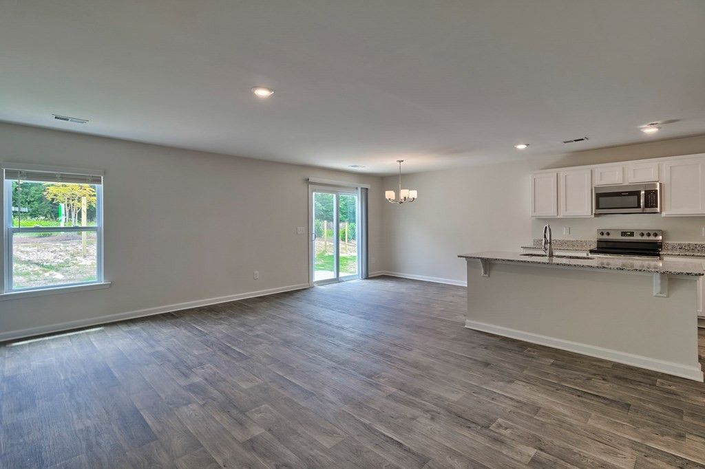 318 Silver Spur Way Photo 44