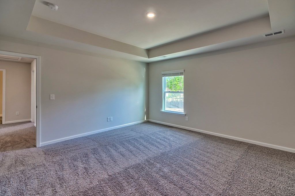 325 Silver Spur Way Photo 22