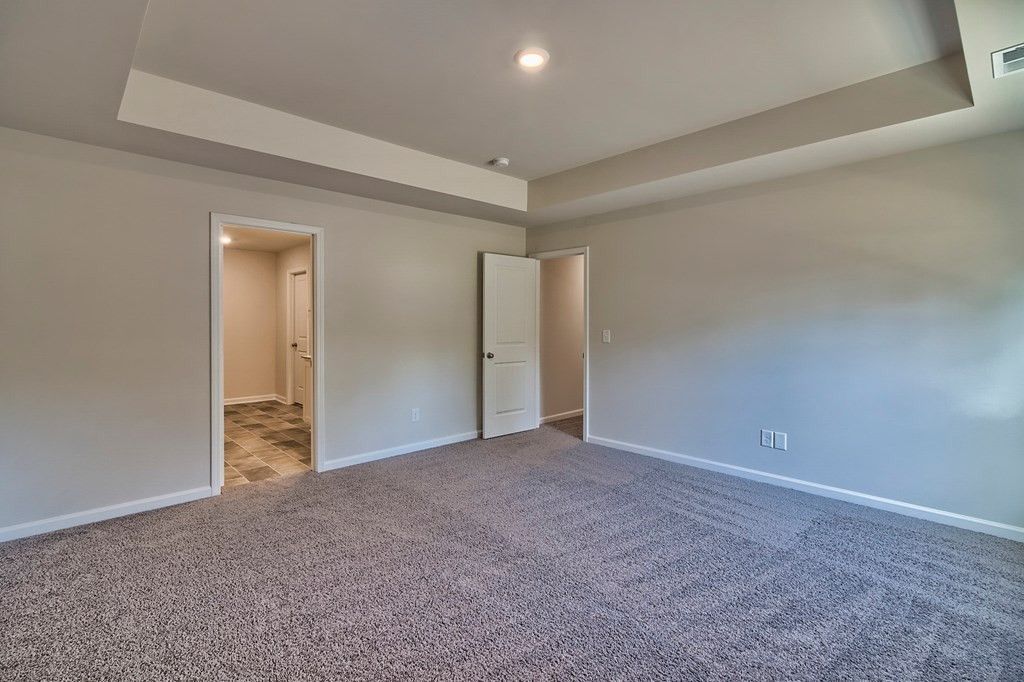 325 Silver Spur Way Photo 27