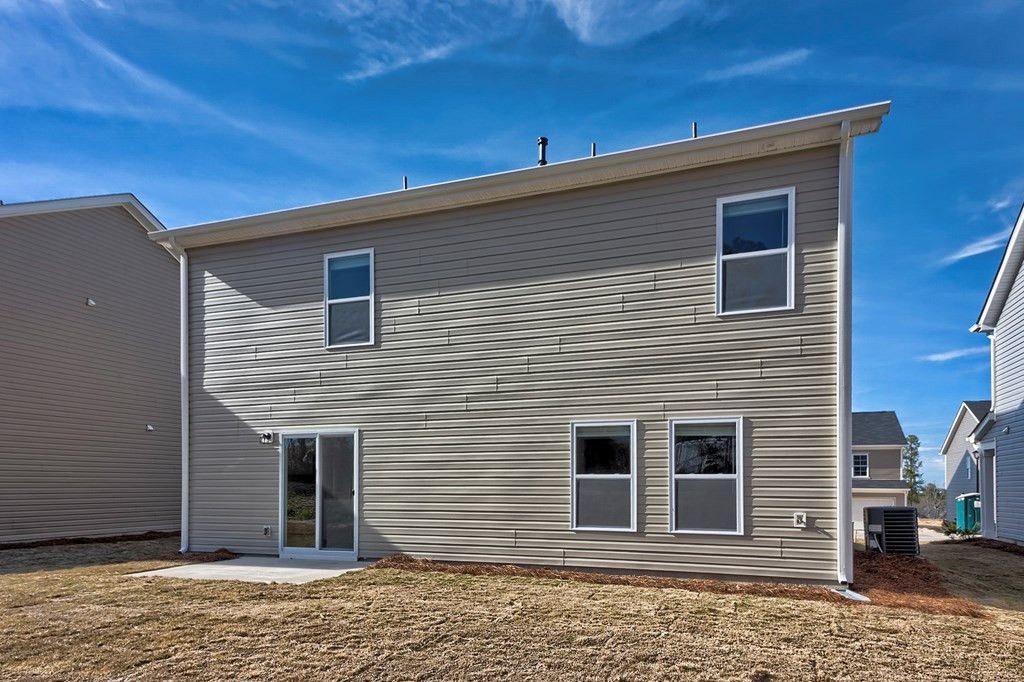 325 Silver Spur Way Photo 3