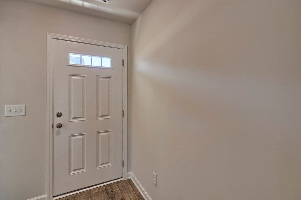 331 Silver Spur Way Photo 13