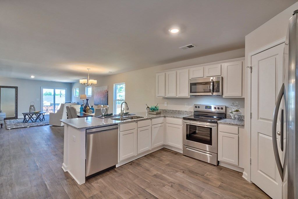 331 Silver Spur Way Photo 21