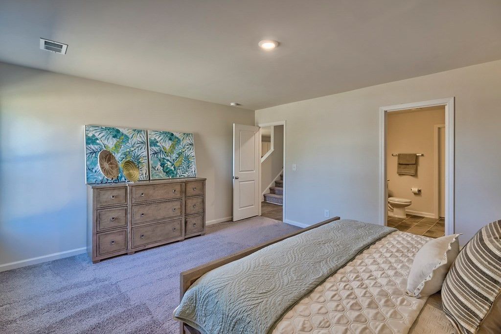 331 Silver Spur Way Photo 25