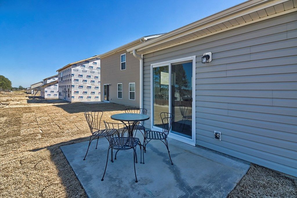 331 Silver Spur Way Photo 38