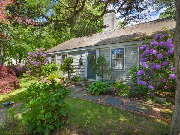 162 Route 6a, Yarmouth, MA 02675