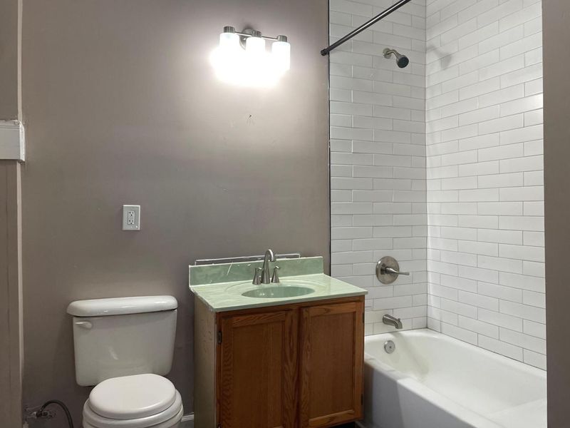 1390 E Livingston Avenue, Columbus, OH 43205 Photo 10