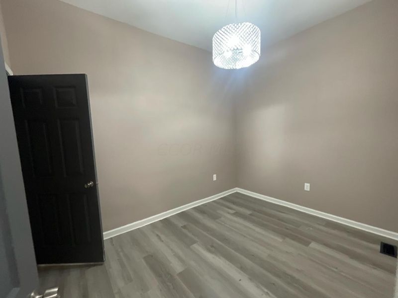 1390 E Livingston Avenue, Columbus, OH 43205 Photo 21