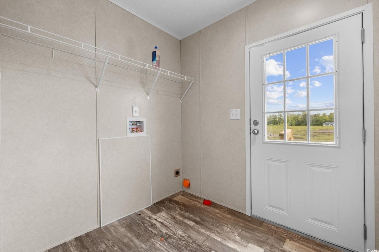 215 Eva Dr. Photo 19