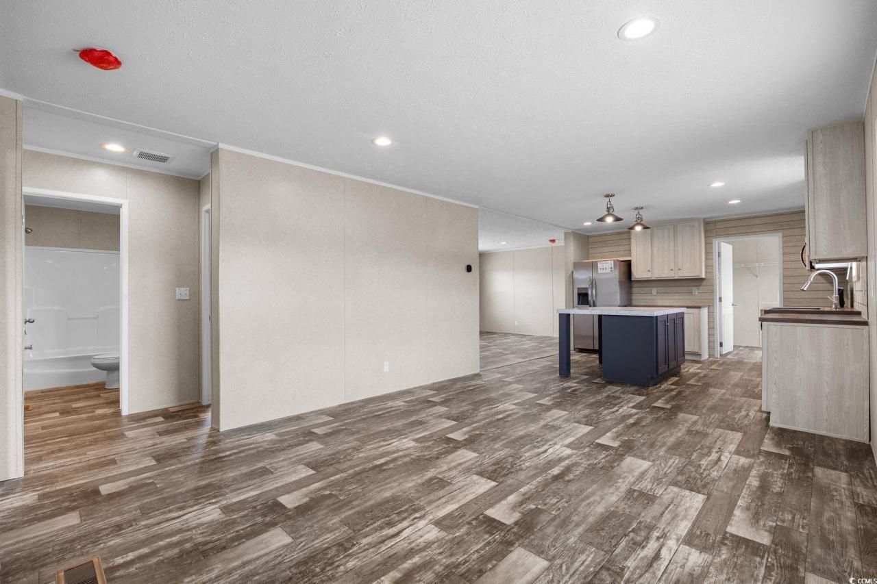 215 Eva Dr. Photo 20