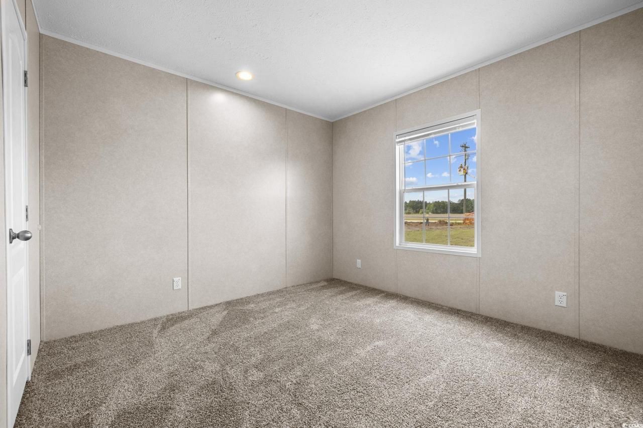 215 Eva Dr. Photo 21