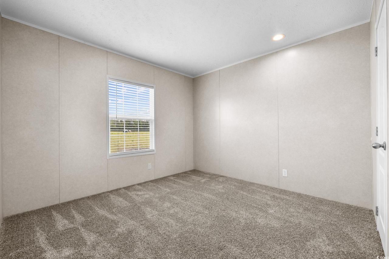 215 Eva Dr. Photo 27