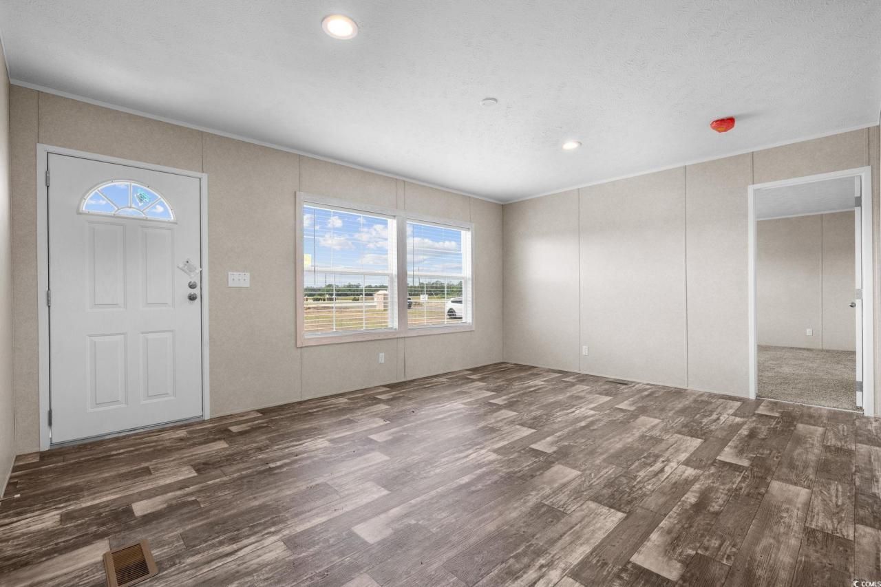 215 Eva Dr. Photo 29