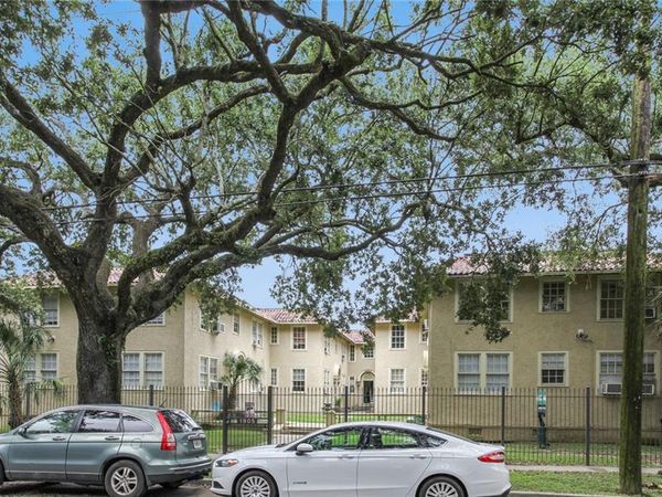 1905 S CARROLLTON Avenue, New Orleans, LA 70118