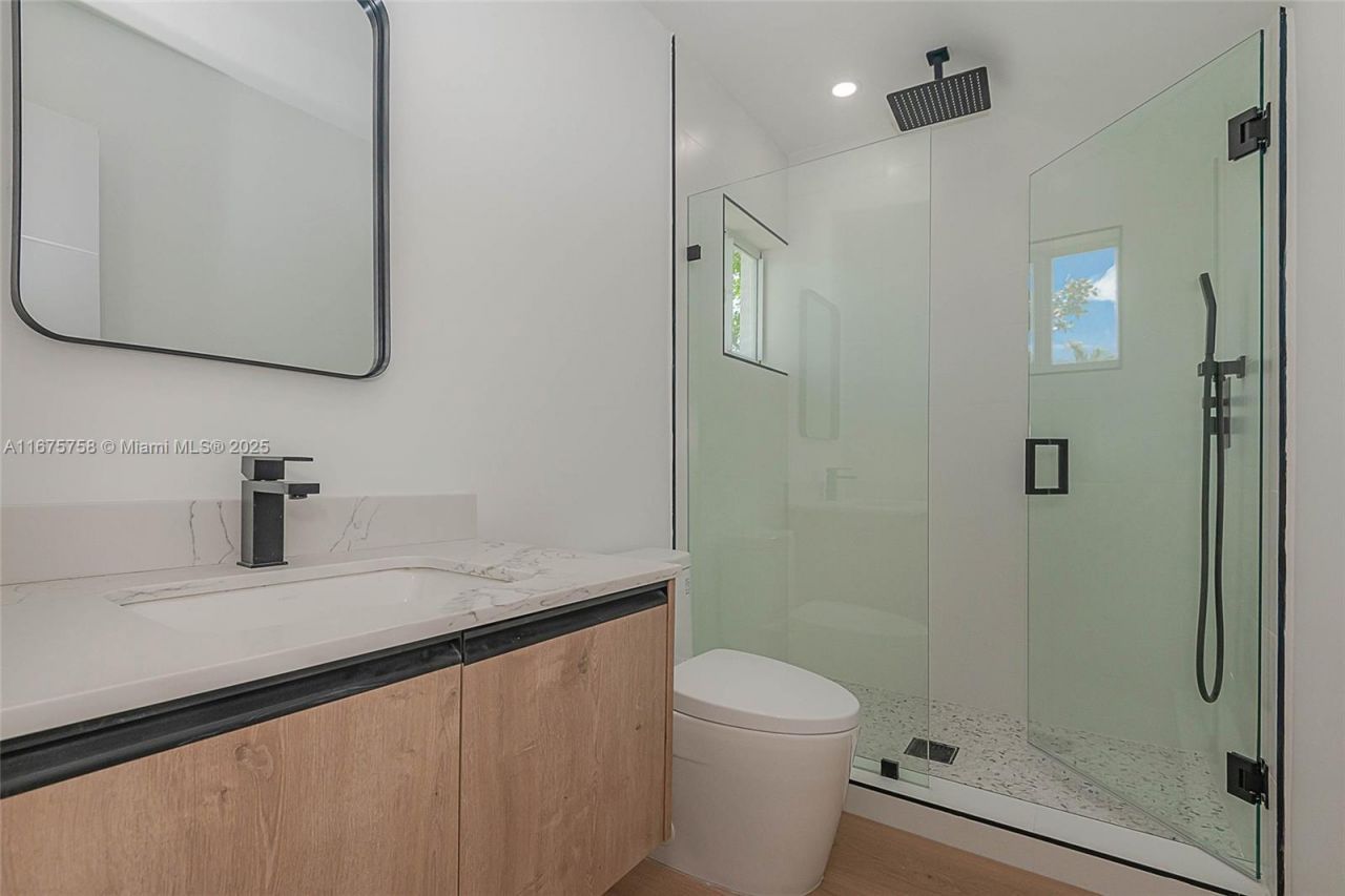 1975 Calais Dr, Miami Beach, FL 33141 Photo