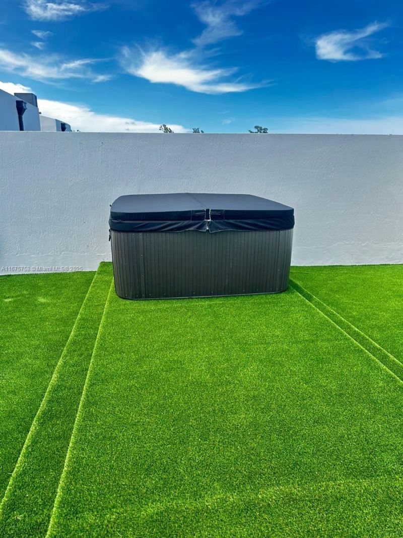 1975 Calais Dr, Miami Beach, FL 33141 Photo