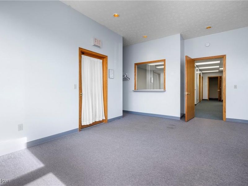 5319 Meadow Lane Court, Sheffield Village, OH 44035 Photo 12