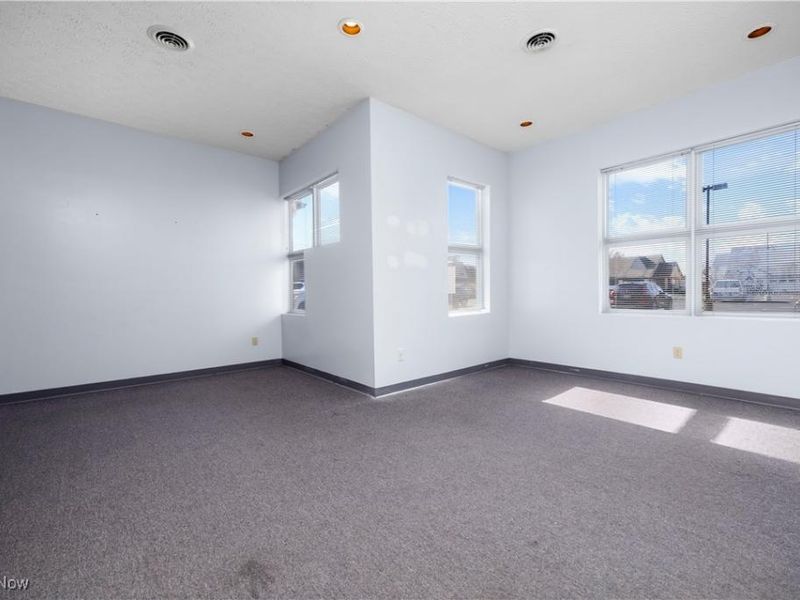 5319 Meadow Lane Court, Sheffield Village, OH 44035 Photo 14