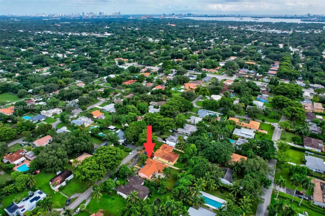 156 NW 88th St, El Portal, FL 33150 Photo