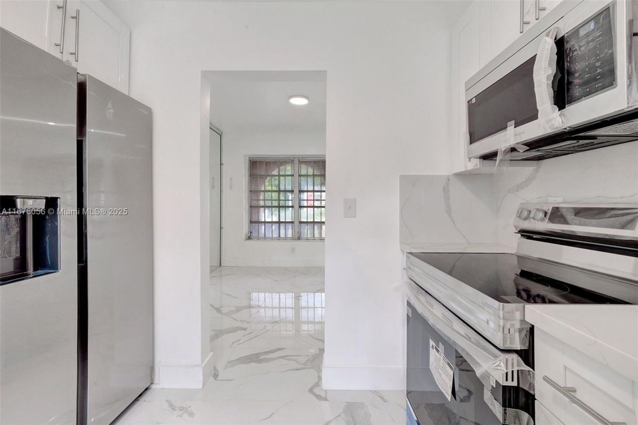 156 NW 88th St, El Portal, FL 33150 Photo