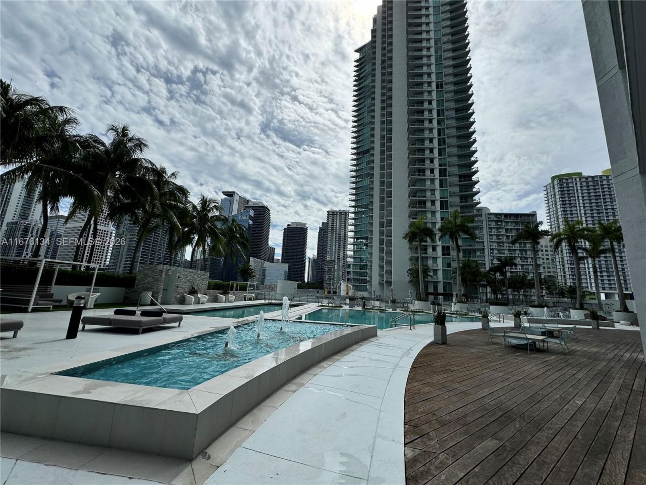 90 SW 3 St, Unit 3210, Miami, FL 33130 Photo