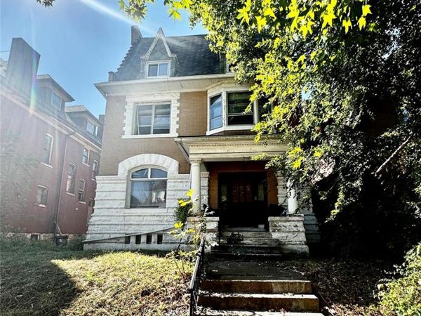 5174 Cabanne Avenue, St Louis, MO 63113