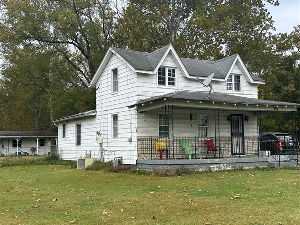 8800 W Manslick Road, Louisville, KY 40272