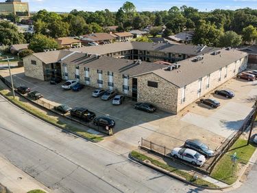 1901 Handley Drive, Fort Worth, TX 76112