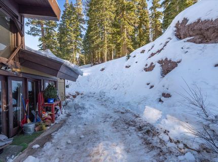 2201 Scott Peak Place, Alpine Meadows, CA 96146 Photo