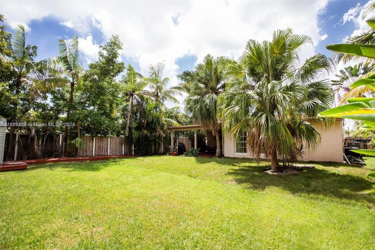 1531 Moffett St, Hollywood, FL 33020 Photo